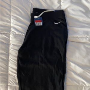 Women’s Black Nike Sweatpnts with Cuffed Ankles